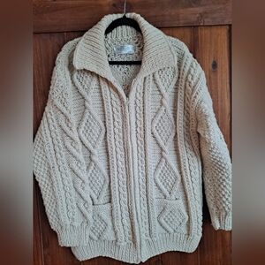 Cozy Cream Cable Knit Sweater Natives Otavalo Ecuador Hand Knit Ivory 100% Wool